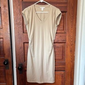 Athleta Womens Size XS Tan Effortless Tee Dress V Neck Ruched Stretch